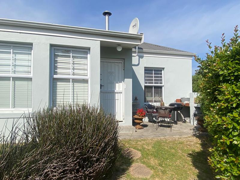 2 Bedroom Property for Sale in Goedemoed Western Cape